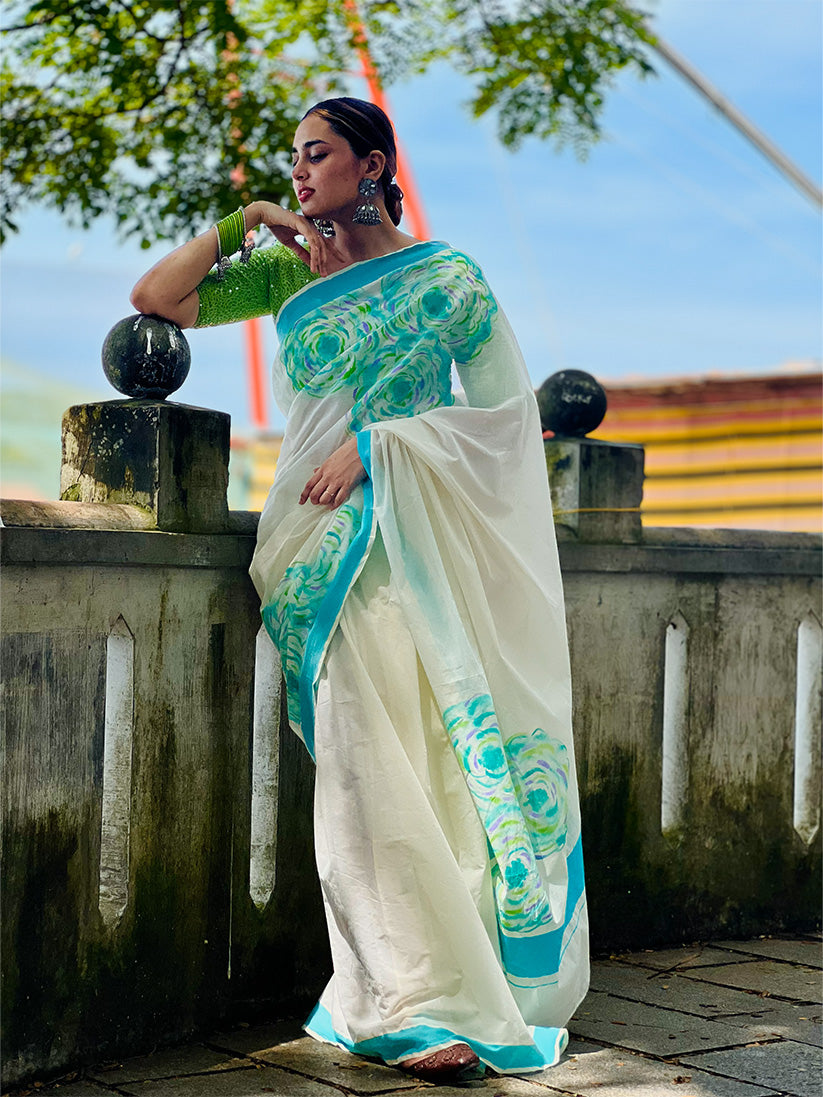 Bleeding flower 1 - Handpainted Saree