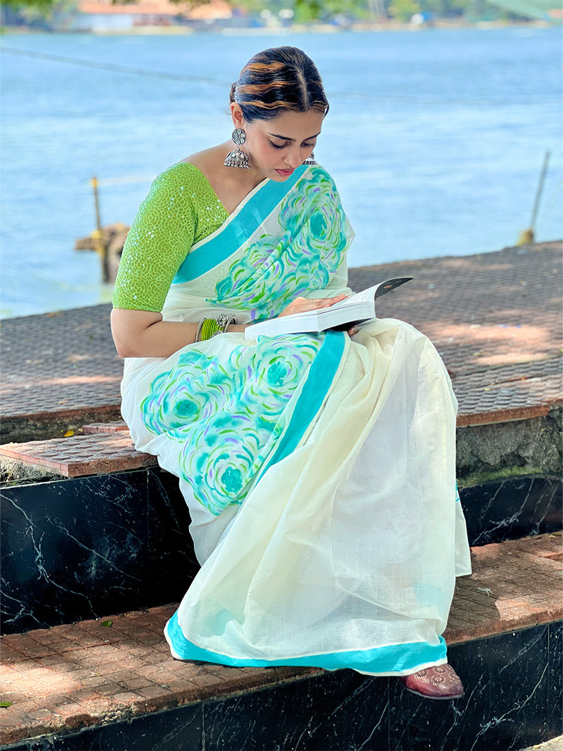 Bleeding flower 1 - Handpainted Saree